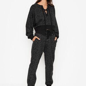 NeW!! VICTORIA'S SECRET COTTON FLEECE BLACK LEOPARD LACE-UP JOGGERS SeT! Large L